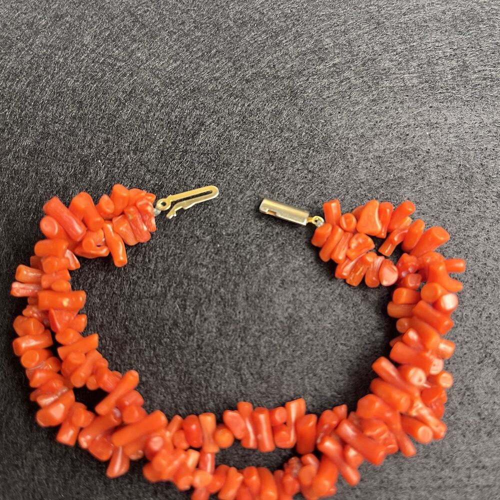 Branch Coral Double Stranded Bracelet Orange Red Gold Tone Clasp 6" Vintage - Picture 4 of 8